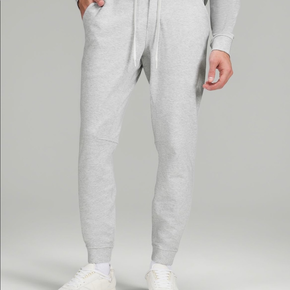 lululemon Men’s Small Gray/Silver City Sweat Jogger